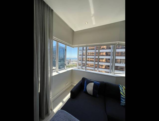 2 BEDROOM APARTMENT RENTED IN FORESHORE